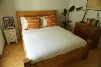 Welcome to our cosy boutique stay located in a wonderful market town Hotels near The Glenturret Distillery