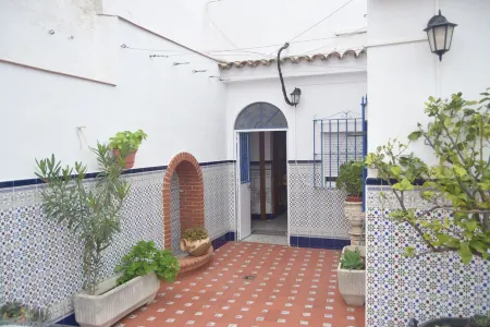 Historic Downtown house house Not Shared Отели рядом с достопримечательностью «Аркос-де-ла-Фронтера»