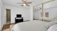 Charming 3-bedroom house in Pleasant Apple Valley with AC, WiFi