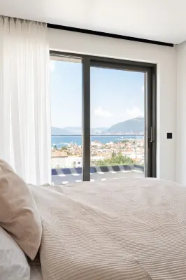 4 Bedroom 350m2 Brand New Villa Aquilla with Pool, Jacuzzi and Sea View