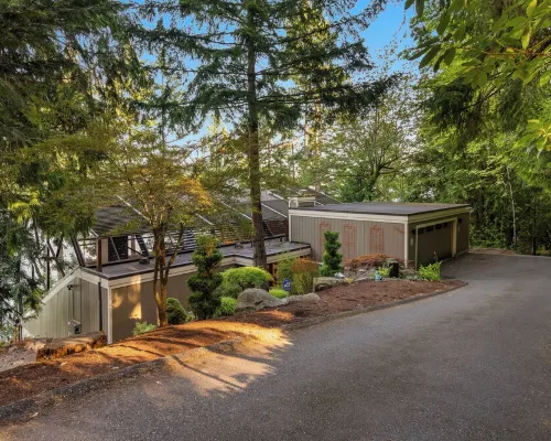 Lake front Glass house with Private Dock/Lake access/Kayak/Paddle board レッドモンドのホテル