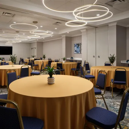 DoubleTree by Hilton Brunswick