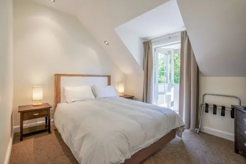 Capital Cottage - Russell Cottages Collection