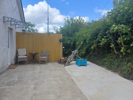 Peaceful escape in historic Meath near Slane, Tara, Newgrange, and Dublin Отели рядом с достопримечательностью «Hill of Tara»