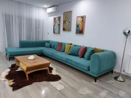 Modern apartment in the middle of L'aouina near all amenities Hotels in Soukra