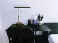 MASTER BEDROOM in New townhome in Central Fremont with AC.5 mins to Kaiser Tesla Hotels in Fremont