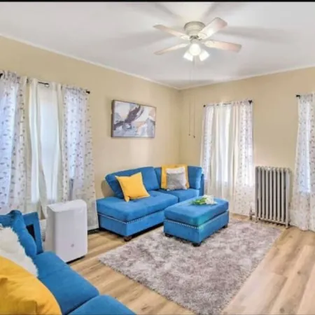 Grand Worcester Getaway! Pets Welcome! Comfortable Отели в г. Вустер