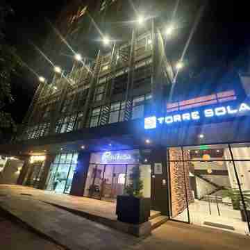 Charming 1 bedroom apartment with fast WiFi & fitness room in Majestic Quito. Hotel Exterior