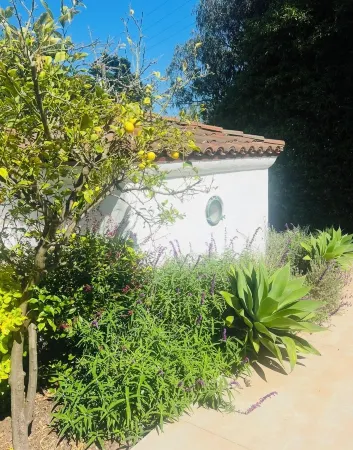 Montecito Casita Pequena!