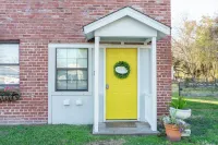 Comfy and Clean 1 Bedroom Flat in Trendy Midtown