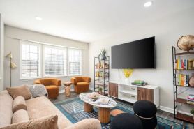 Decatur Dwelling Delight