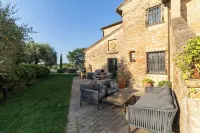Tuscan Charm Meets Luxury Living – Rent San Nazario Il Poderuccio Today Accona desert附近的飯店