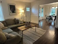 The Westfield - Cozy Downtown Greer Retreat