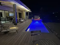 Escape to Serenity: Stunning Ocean View Retreat -- All Inclusive Available - ヴィラ