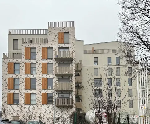 Charming 2 Rooms with Balcony and Parking between Paris and the Airport