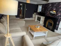 4 bedroom house in beautiful Coggeshall Các khách sạn ở Coggeshall