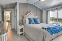 Lake View & Game Room on 3 1/2 Acres, Near Marina