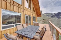 Stunning Hilltop Home by John Day Fossil Beds - parking