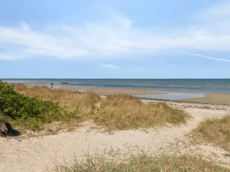 "Suometar" - 90m from the sea Отели в г. Glesborg