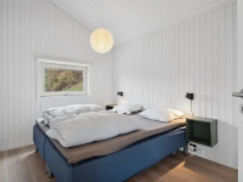 "Arnwith" - 20m from the Sea