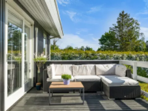 "Bjart" - 150m from the sea Hotels in Hesselager