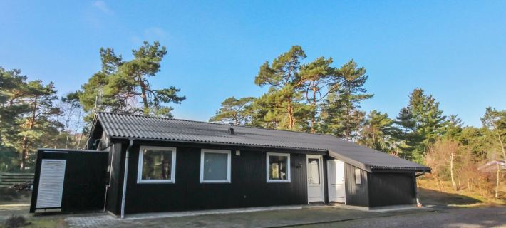 "Ømunde" - 150m from the Sea Hotels in Nekso