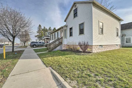 All-Season Grand Haven Getaway with Deck!