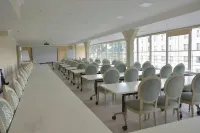 Bristol Central Park Hotel
