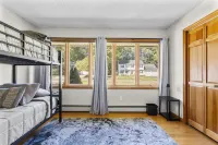 Open Concept Living and Cozy Ambiance - Inviting Spacious Haven