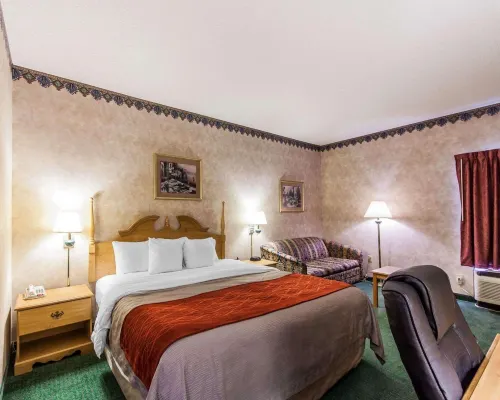 Econo Lodge Hotels in Cocke County