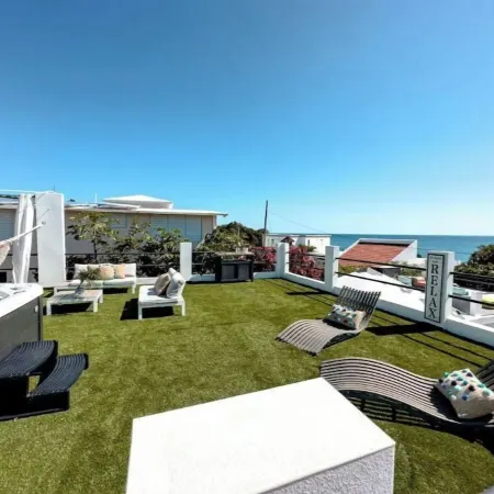Beach Villa Mojoneo @ El Cocal. Secluded beach, Rooftop, Jacuzzi, Pool table