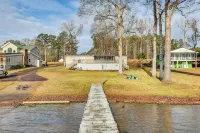 Saluda River Retreat w/ Boat Ramp & Water Views! - 3 tähden
