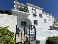 Townhouse in Nerja with Private Pool & Sea Views