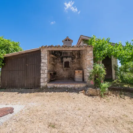 Holiday Home in Sellano with Pool & Sun Terrace