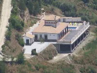 Family Villa with Garden