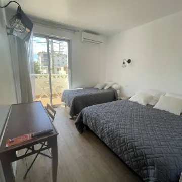 Ezz'Hotel Canet Отели в г. Кане-ан-Русийон