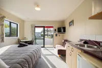 Kaikoura Top 10 Holiday Park Hotel a 