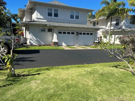 A"nuenue Lanai, "The Rainbow Lanai