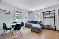 Cozy 2-bedroom apartment Tannersville Minutes from Camelback Mountain - Poconos Hotel a Tannersville