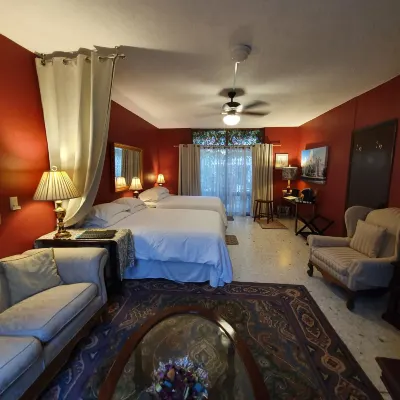 Dickinson Guest House, Guadalajara Expo Hotels in Chapalita