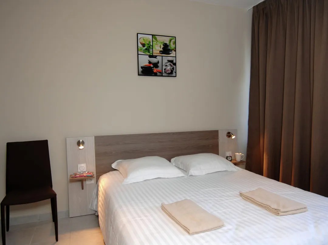 Apartment Near Beach In Lively Resort - Agde