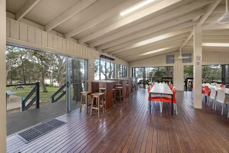 Reflections Moonee Beach - Holiday Park Отели в г. Вулгулга