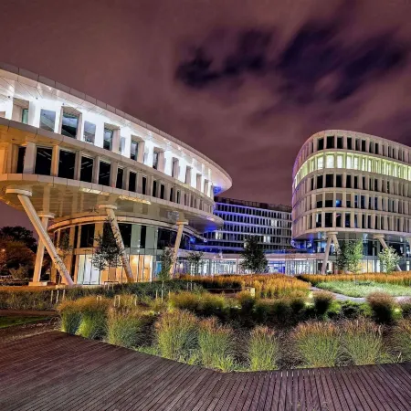 Sound Garden Hotel Airport