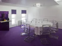 Internacional Design Hotel Hotels near Santa Justa Elevator