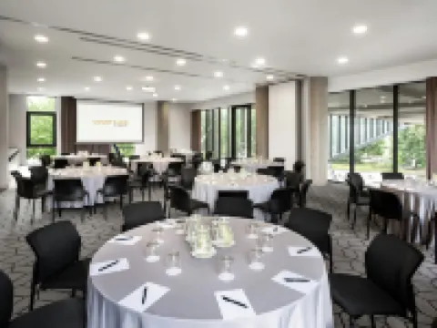 コートヤード バイ マリオット ビリニュス シティ センター ヴィリニュスのホテル