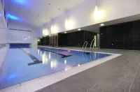 Clayton Hotel Galway - Pools