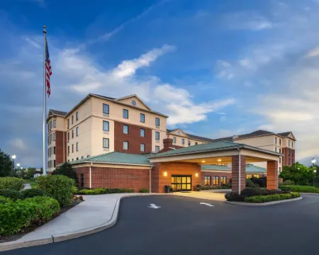 โฮมวูดสวีทส์ บายฮิลตัน นิวทาวน์ - แลงฮอร์น PA โรงแรมในBucks County