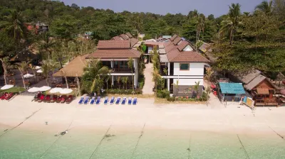 카바나 리페 비치 리조트  호텔