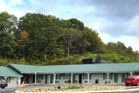 Holiday Motel by Belvilla Cleveland, TN