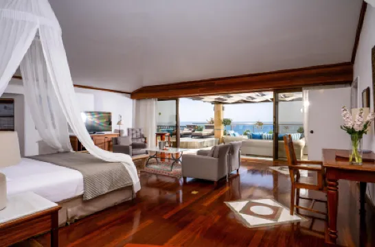 コーラル ビーチ ホテル アンド リゾート